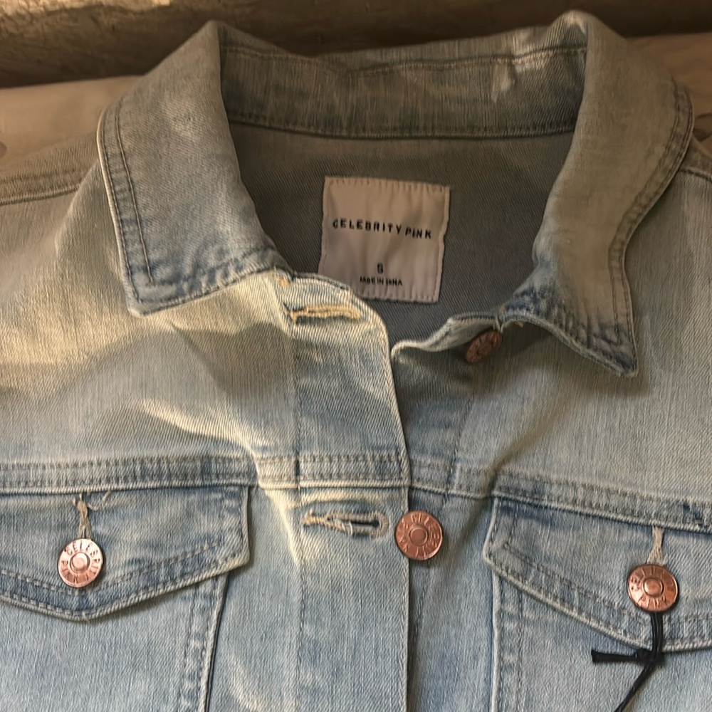 New Pin Celebrity light demin  jacket with tags